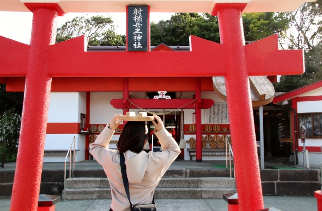 射楯兵主神社(釜蓋神社) かまふた願掛けかぶり